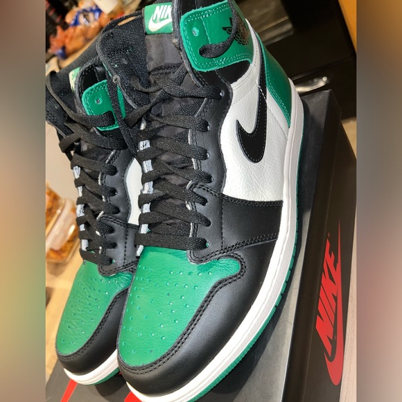 Nike Air Jordan 1 Retro High Pine Green main image 6